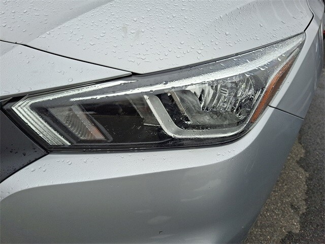 Thumbnail: 2021 Nissan Versa - 9