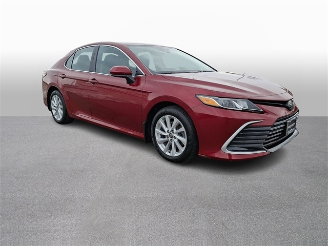 Thumbnail: 2021 Toyota Camry - 3