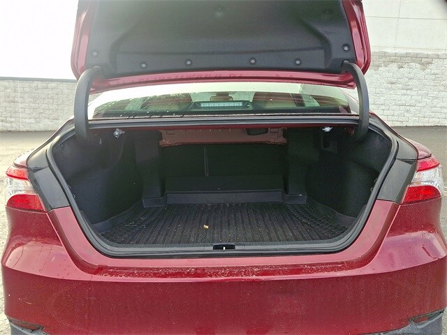 Thumbnail: 2018 Toyota Camry - 28