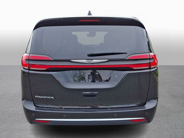 Thumbnail: 2024 Chrysler Pacifica - 5