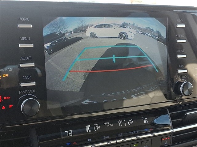 Thumbnail: 2023 Toyota Sienna - 18