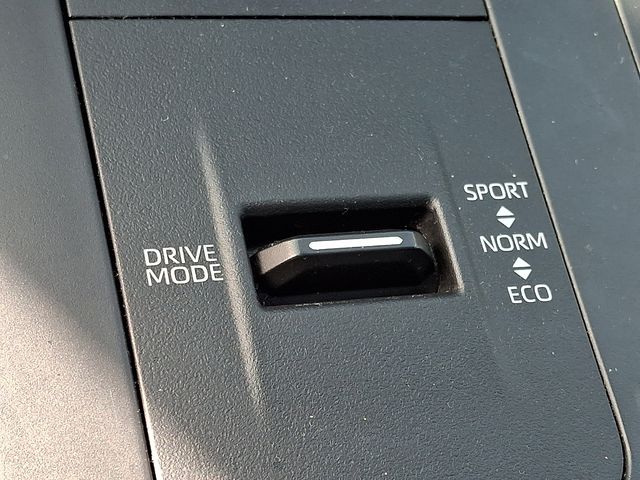 Thumbnail: 2021 Toyota Highlander - 27