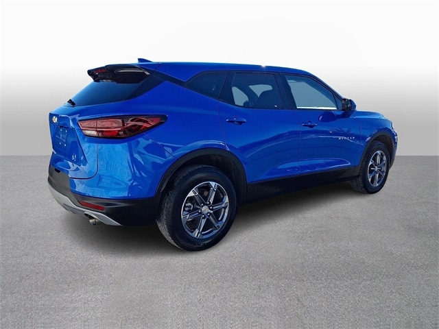 Thumbnail: 2025 Chevrolet Blazer - 4