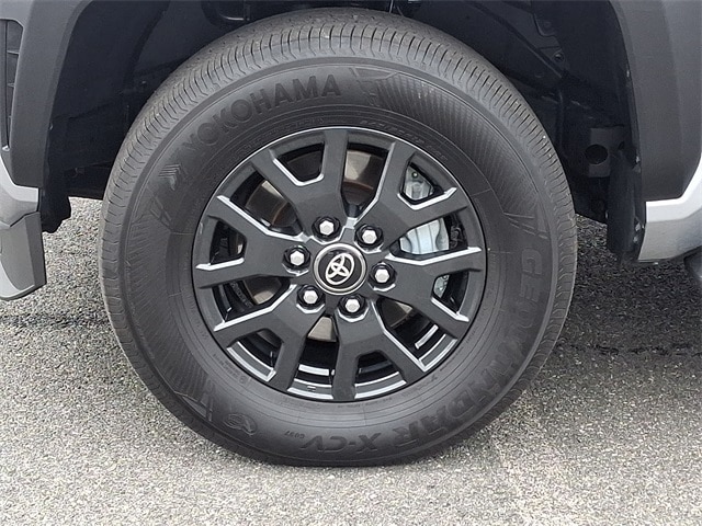 Thumbnail: 2025 Toyota 4Runner - 8