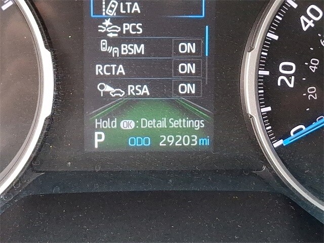 Thumbnail: 2022 Toyota RAV4 - 16