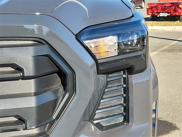 Thumbnail: 2025 Toyota Tacoma - 8