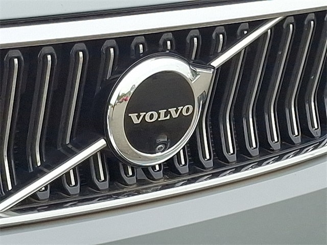 Thumbnail: 2024 Volvo XC40 - 5