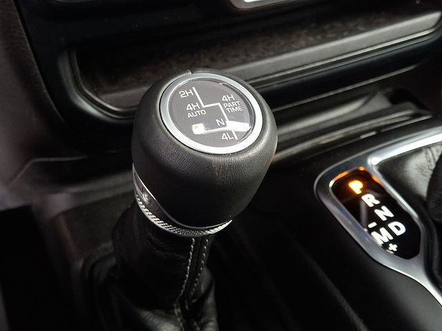 Thumbnail: 2024 Jeep Wrangler - 24