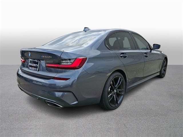 Thumbnail: 2022 BMW 3 Series - 4