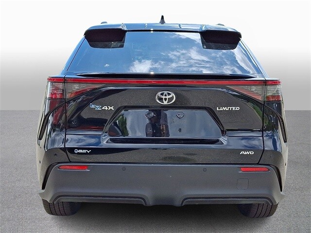 Thumbnail: 2024 Toyota bZ4X - 5