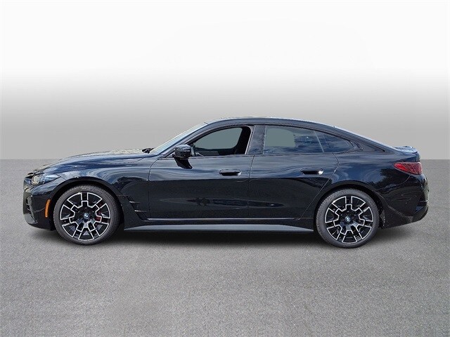 Thumbnail: 2025 BMW i4 - 7