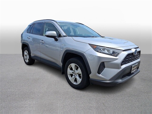Thumbnail: 2020 Toyota RAV4 - 3