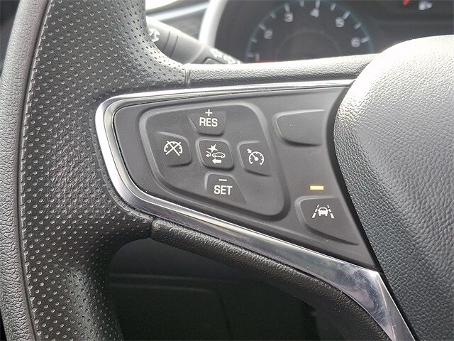 Thumbnail: 2024 Chevrolet Malibu - 21