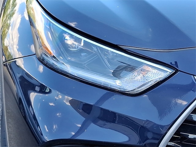 Thumbnail: 2021 Toyota Highlander - 3