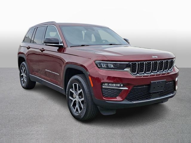 Thumbnail: 2025 Jeep Grand Cherokee - 3