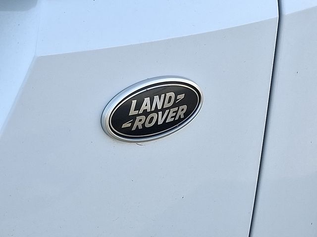 Thumbnail: 2020 Land Rover Range Rover Evoque - 32