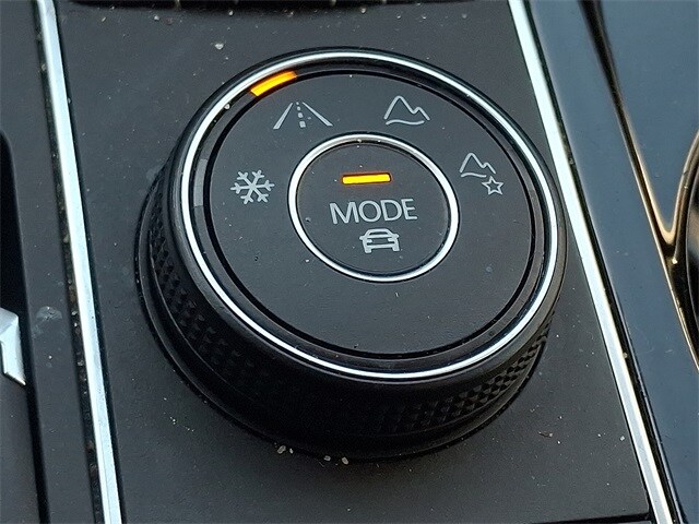 Thumbnail: 2022 Volkswagen Atlas - 18