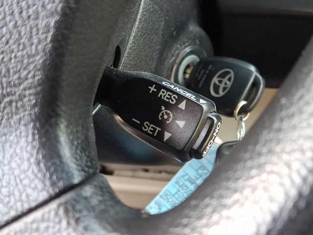 Thumbnail: 2014 Toyota Camry - 22