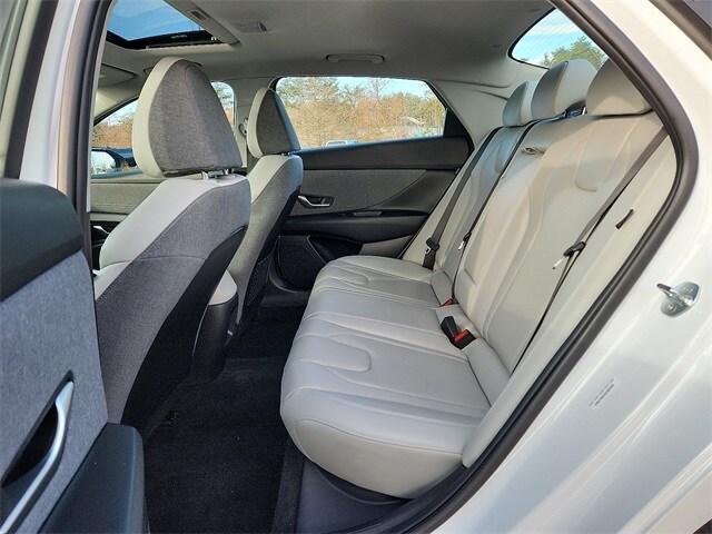 Thumbnail: 2025 Hyundai Elantra - 10