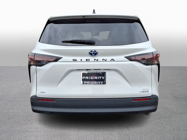 Thumbnail: 2024 Toyota Sienna - 5