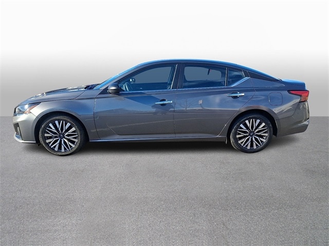 Thumbnail: 2024 Nissan Altima - 6