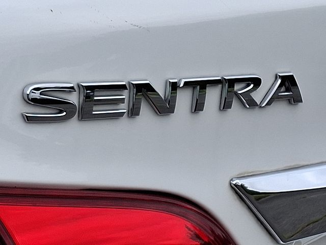 Thumbnail: 2016 Nissan Sentra - 25
