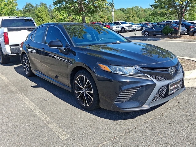 Thumbnail: 2018 Toyota Camry - 3