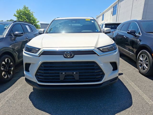 Thumbnail: 2024 Toyota Grand Highlander - 3