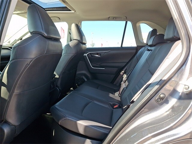 Thumbnail: 2025 Toyota RAV4 - 10