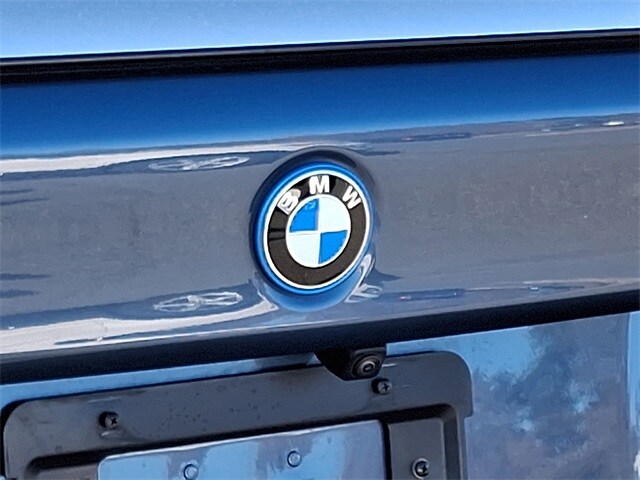 Thumbnail: 2023 BMW 5 Series - 34