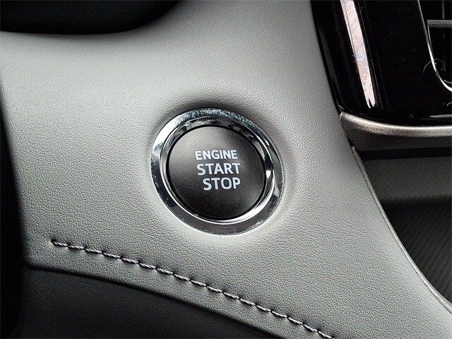 Thumbnail: 2023 Toyota Highlander - 23