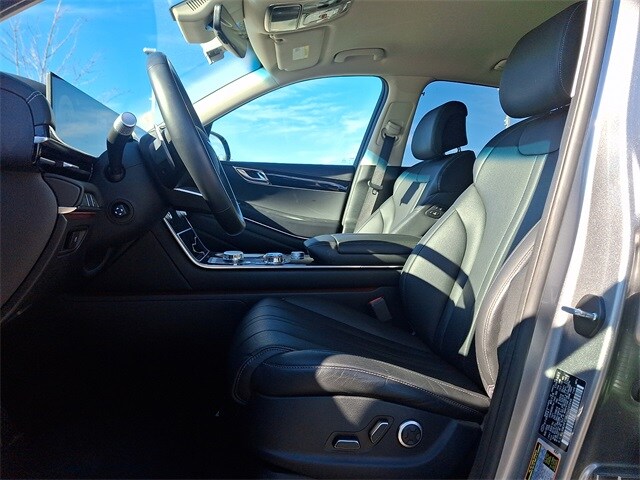 Thumbnail: 2025 Genesis GV80 - 13