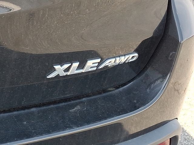 Thumbnail: 2016 Toyota Highlander - 35