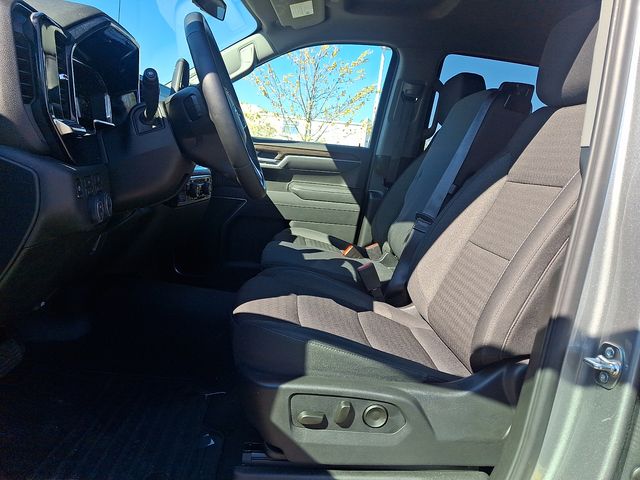 Thumbnail: 2026 Chevrolet Silverado 1500 - 13