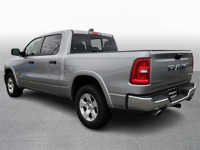 Thumbnail: 2025 RAM 1500 - 6