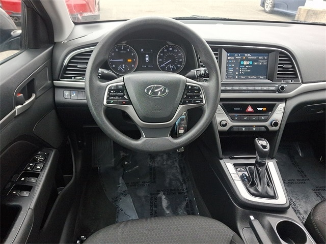 Thumbnail: 2018 Hyundai Elantra - 11