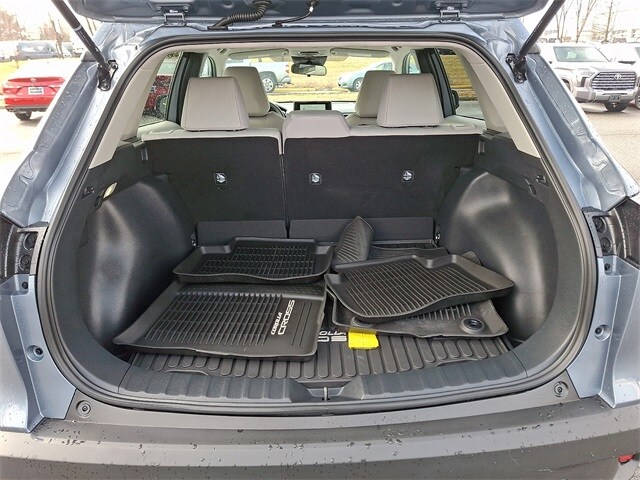 Thumbnail: 2025 Toyota Corolla Cross - 27