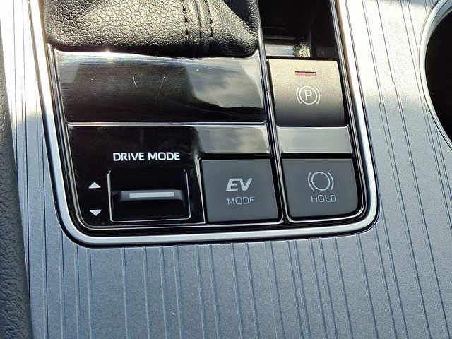 Thumbnail: 2025 Toyota Sienna - 24