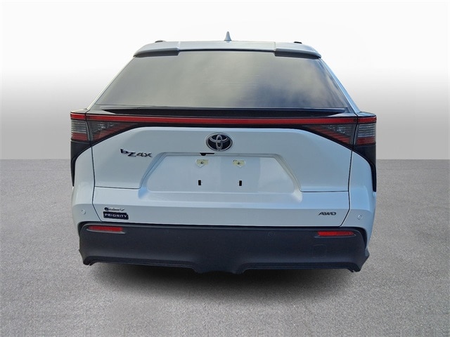 Thumbnail: 2024 Toyota bZ4X - 5