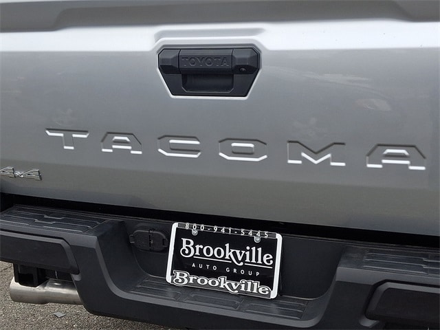 Thumbnail: 2025 Toyota Tacoma - 31