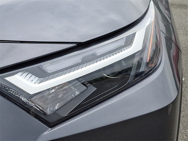 Thumbnail: 2025 Toyota RAV4 - 9
