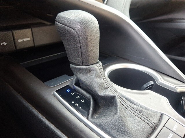 Thumbnail: 2023 Toyota Camry - 14