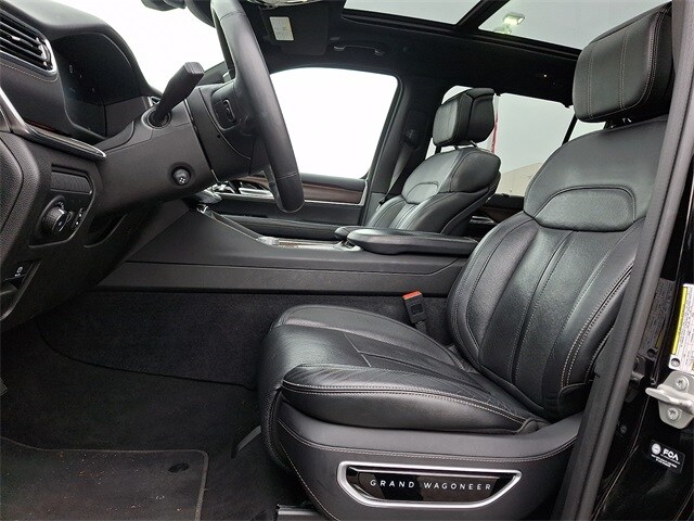 Thumbnail: 2024 Jeep Grand Wagoneer L - 14