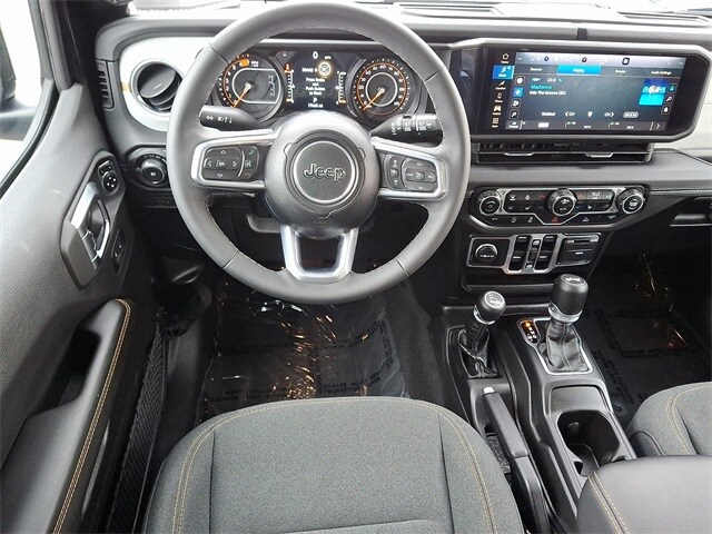 Thumbnail: 2025 Jeep Wrangler - 11