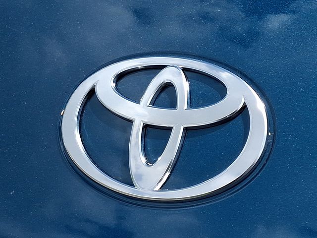 Thumbnail: 2026 Toyota Camry - 21