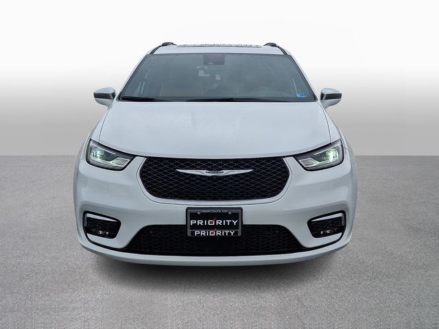 Thumbnail: 2024 Chrysler Pacifica - 2