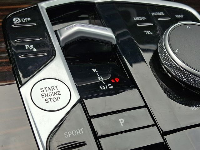 Thumbnail: 2026 BMW X5 - 15