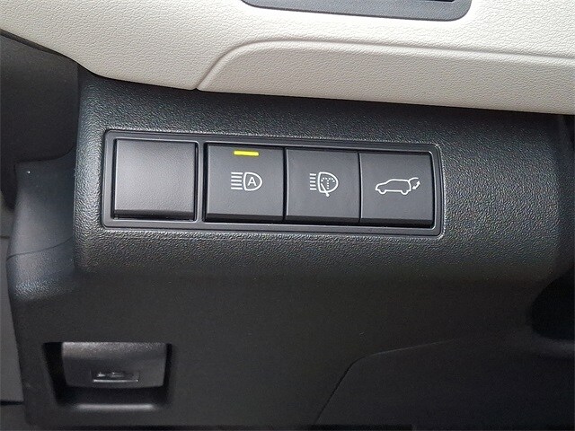 Thumbnail: 2026 Toyota bZ - 21