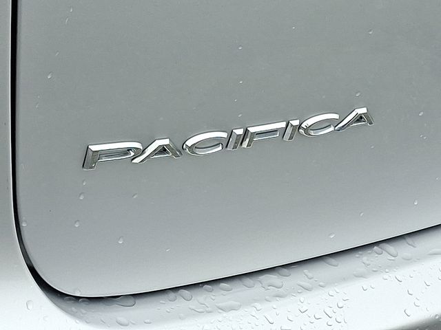 Thumbnail: 2024 Chrysler Pacifica - 33