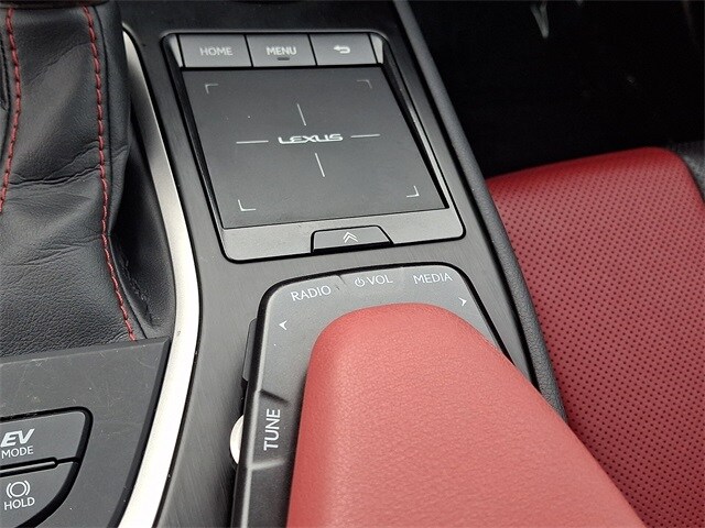 Thumbnail: 2021 Lexus UX - 25